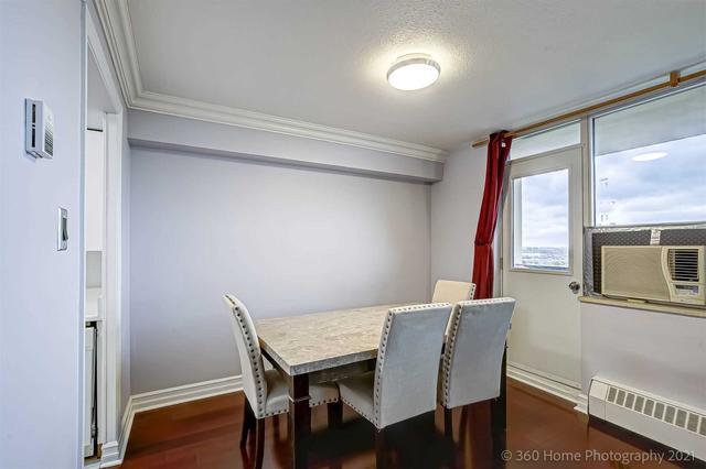 804 - 5 Frith Rd, Condo with 1 bedrooms, 1 bathrooms and 1 parking in Toronto ON | Image 12