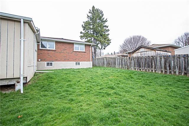 665 Tennyson Ave, House detached with 3 bedrooms, 2 bathrooms and 4 parking in Oshawa ON | Image 16