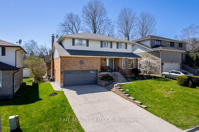 1009 Golfview Rd, House detached with 4 bedrooms, 3 bathrooms and 6 parking in Peterborough ON | Image 1