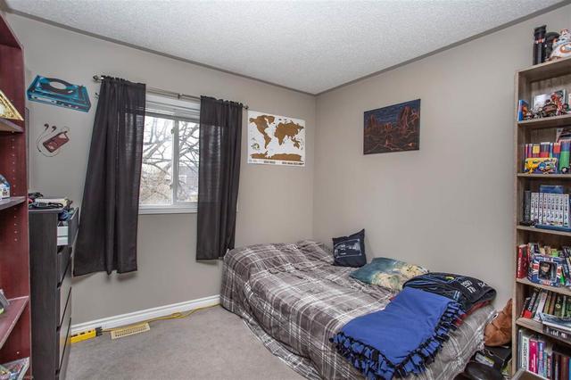 1069 Montreal Street, House semidetached with 3 bedrooms, 2 bathrooms and 4 parking in Kingston ON | Image 20