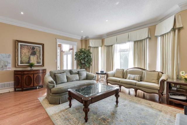22 Odessa Cres, House detached with 4 bedrooms, 5 bathrooms and 9 parking in Markham ON | Image 11