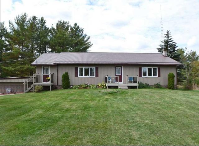 3732 County Road 4, House detached with 3 bedrooms, 2 bathrooms and 30 parking in Stone Mills ON | Image 1