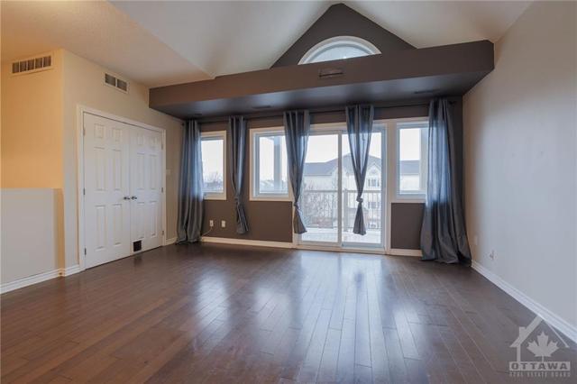 c - 170 Waterbridge Drive, Condo with 2 bedrooms, 1 bathrooms and 2 parking in Ottawa ON | Image 15