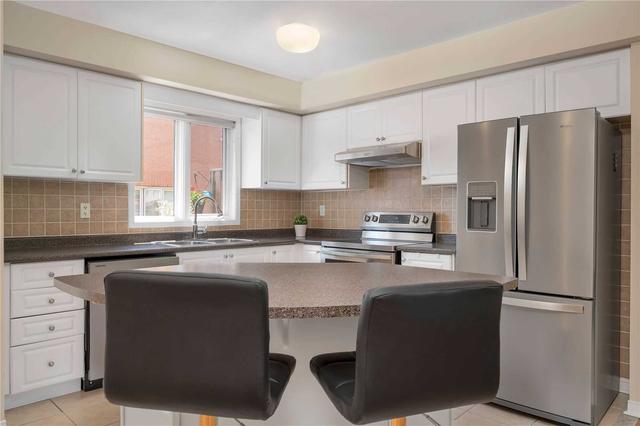 th10 - 200 Tenth St, Townhouse with 2 bedrooms, 3 bathrooms and 2 parking in Toronto ON | Image 16