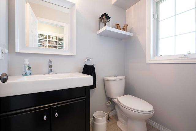 5138 Porter St, House semidetached with 3 bedrooms, 2 bathrooms and 1 parking in Burlington ON | Image 10
