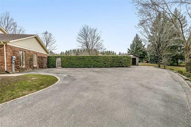 7449 Nottawa Sideroad E, House detached with 4 bedrooms, 2 bathrooms and null parking in Clearview ON | Image 5