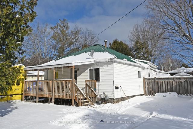 262 Albert Ave, House detached with 3 bedrooms, 1 bathrooms and 2 parking in North Bay ON | Image 1