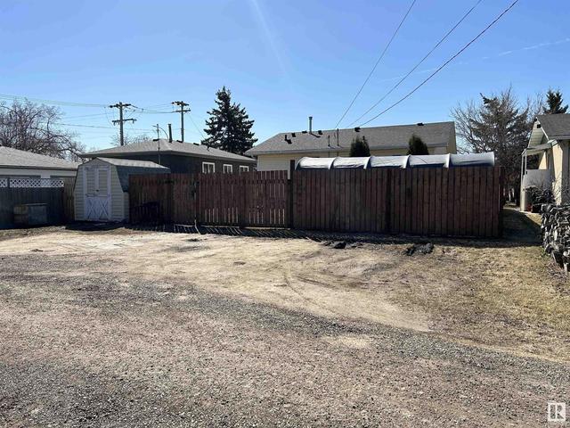 5408 48 Av, House detached with 3 bedrooms, 2 bathrooms and null parking in Redwater AB | Image 30