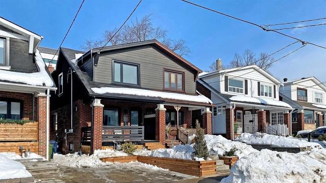 172 Queensdale Ave, House semidetached with 3 bedrooms, 2 bathrooms and 0 parking in Toronto ON | Image 35