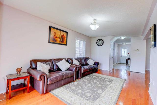 618 Amaretto Ave, House semidetached with 3 bedrooms, 4 bathrooms and 3 parking in Pickering ON | Image 30