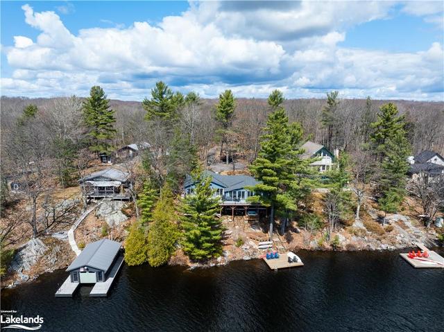 1384 Fish Hatchery Road, House detached with 4 bedrooms, 2 bathrooms and 6 parking in Muskoka Lakes ON | Image 1