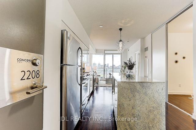 2208 - 33 Singer Crt, Condo with 1 bedrooms, 1 bathrooms and 1 parking in Toronto ON | Image 12