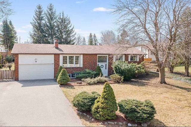 14 Tecumseth Cres, House detached with 3 bedrooms, 2 bathrooms and 8 parking in Bradford West Gwillimbury ON | Image 1