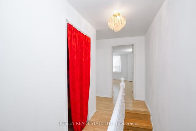 12 O'hara Ave, House attached with 3 bedrooms, 1 bathrooms and 1 parking in Toronto ON | Image 11