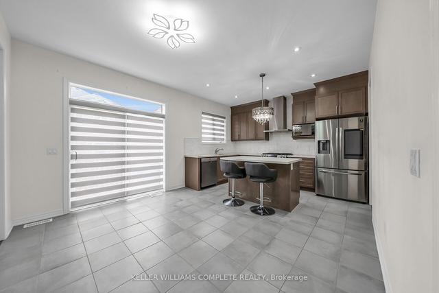 59 Findlay Dr, House detached with 4 bedrooms, 5 bathrooms and 6 parking in Hamilton ON | Image 3