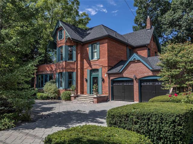 98 Blythwood Rd, House detached with 8 bedrooms, 5 bathrooms and 6 parking in Toronto ON | Image 1