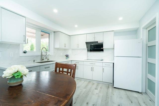 306 Concord Ave, House semidetached with 3 bedrooms, 2 bathrooms and 3 parking in Toronto ON | Image 36