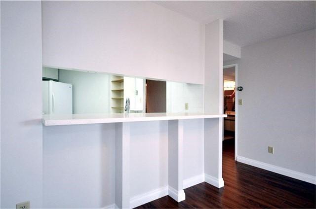 705 - 10 Kenneth Ave, Condo with 1 bedrooms, 2 bathrooms and 2 parking in Toronto ON | Image 18