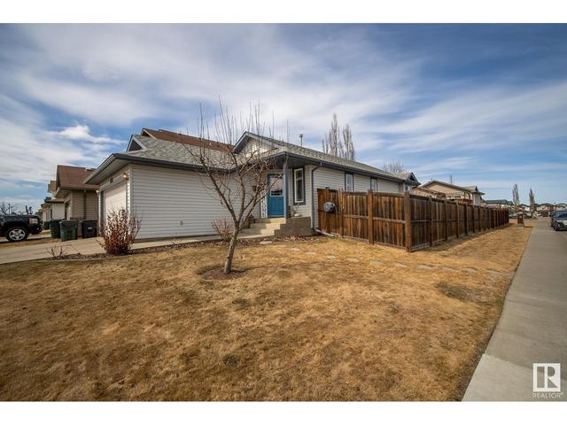 17 Leyland Wy, House detached with 4 bedrooms, 2 bathrooms and 8 parking in Spruce Grove AB | Image 4