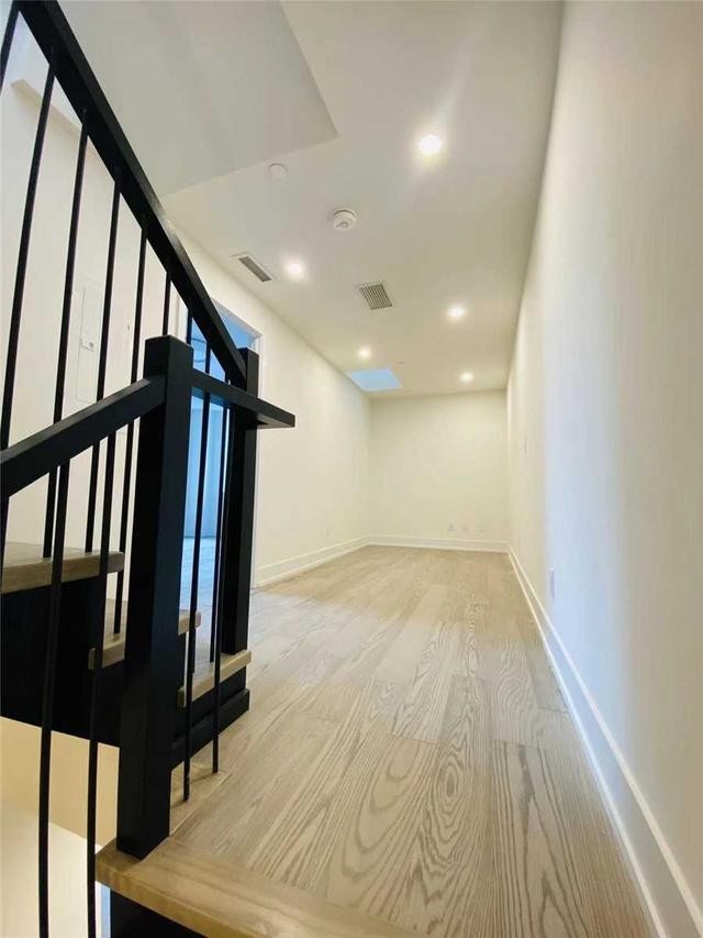 012 - 55 Nicholas Ave, Townhouse with 3 bedrooms, 3 bathrooms and 1 parking in Toronto ON | Image 6