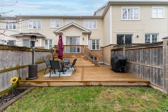 35 James Govan Dr, House attached with 3 bedrooms, 3 bathrooms and 2 parking in Whitby ON | Image 31