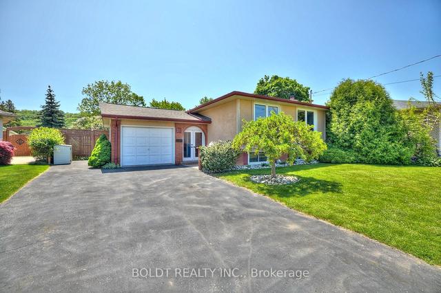 31 Rose Cres, House detached with 3 bedrooms, 2 bathrooms and 4 parking in Hamilton ON | Image 34