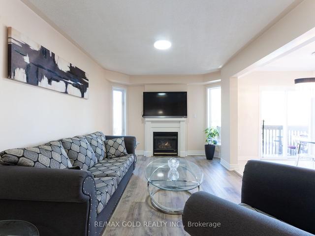 36 Umbria Cres, House detached with 4 bedrooms, 4 bathrooms and 6 parking in Vaughan ON | Image 33