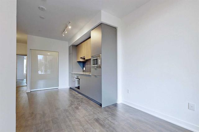 238 - 20 O'neill Rd, Condo with 1 bedrooms, 2 bathrooms and 1 parking in Toronto ON | Image 2