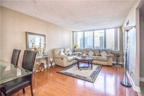 809 - 350 Webb Dr, Condo with 2 bedrooms, 2 bathrooms and 2 parking in Mississauga ON | Image 6