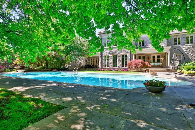 11 High Point Rd, House detached with 9 bedrooms, 14 bathrooms and 26 parking in Toronto ON | Image 26