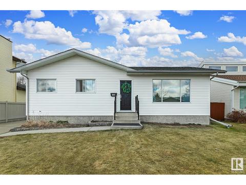 13320 25 St Nw, House detached with 3 bedrooms, 1 bathrooms and null parking in Edmonton AB | Card Image