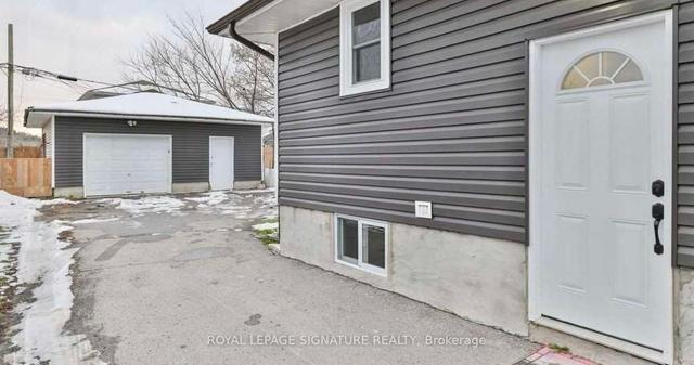 44 Leopold St, House detached with 1 bedrooms, 1 bathrooms and 6 parking in Quinte West ON | Image 8