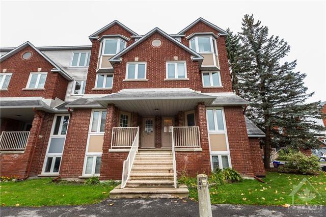 384 Briston Private, House attached with 2 bedrooms, 2 bathrooms and 1 parking in Ottawa ON | Image 1