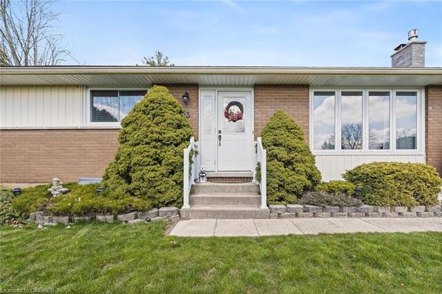 33 Centre Street, House detached with 4 bedrooms, 2 bathrooms and 4 parking in Brant ON | Image 32