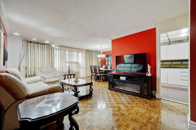 609 - 11 Wincott Dr, Condo with 3 bedrooms, 2 bathrooms and 1 parking in Toronto ON | Image 31