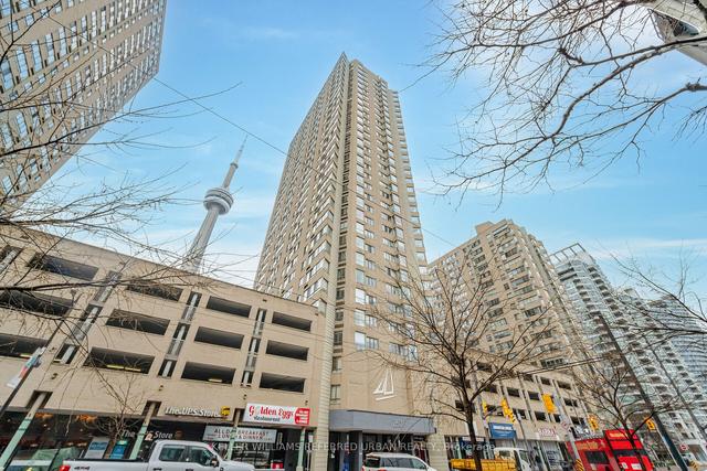 1303 - 260 Queens Quay W, Condo with 1 bedrooms, 1 bathrooms and 0 parking in Toronto ON | Image 12