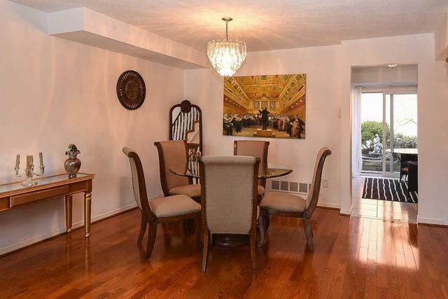 115 - 895 Maple Ave, Townhouse with 3 bedrooms, 2 bathrooms and 3 parking in Burlington ON | Image 15