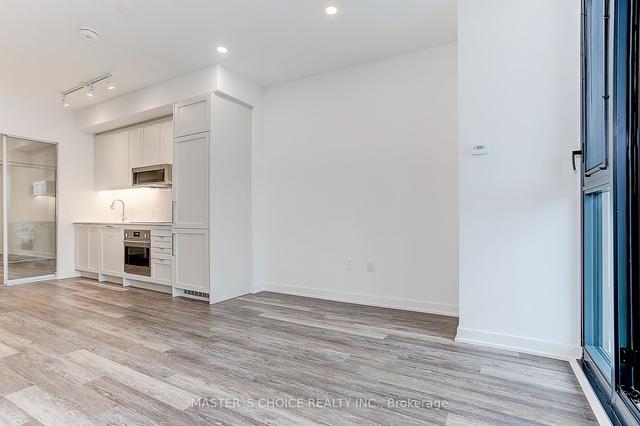 721 - 250 Lawrence Ave W, Condo with 2 bedrooms, 2 bathrooms and 1 parking in Toronto ON | Image 13