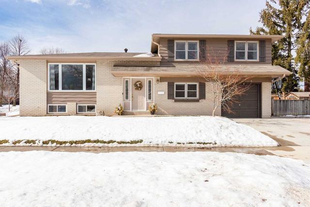 5379 Linbrook Rd, House detached with 3 bedrooms, 2 bathrooms and 3 parking in Burlington ON | Image 1