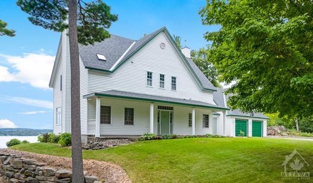 5152 Calabogie Road, House detached with 3 bedrooms, 3 bathrooms and 10 parking in Greater Madawaska ON | Image 2