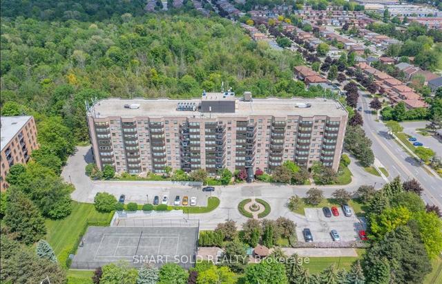 411 - 2 Raymerville Dr, Condo with 2 bedrooms, 2 bathrooms and 1 parking in Markham ON | Image 12