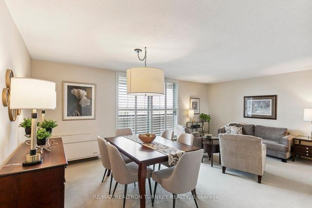 805 - 20 William Roe Blvd, Condo with 3 bedrooms, 2 bathrooms and 1 parking in Newmarket ON | Image 1
