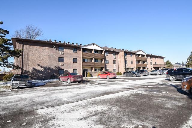 107 - 72 Main St E, Condo with 2 bedrooms, 1 bathrooms and 2 parking in Port Colborne ON | Image 4