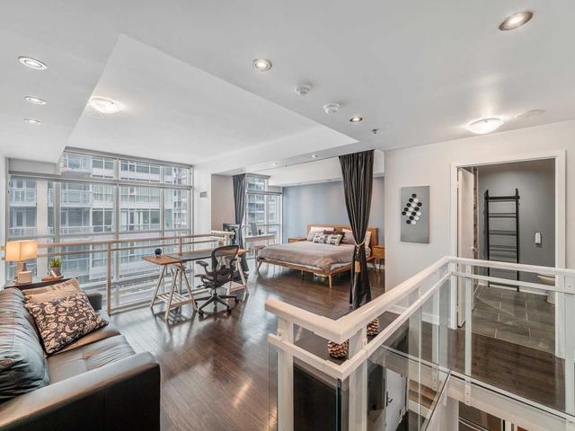 lph09 - 21 Nelson St, Condo with 1 bedrooms, 2 bathrooms and 1 parking in Toronto ON | Image 15