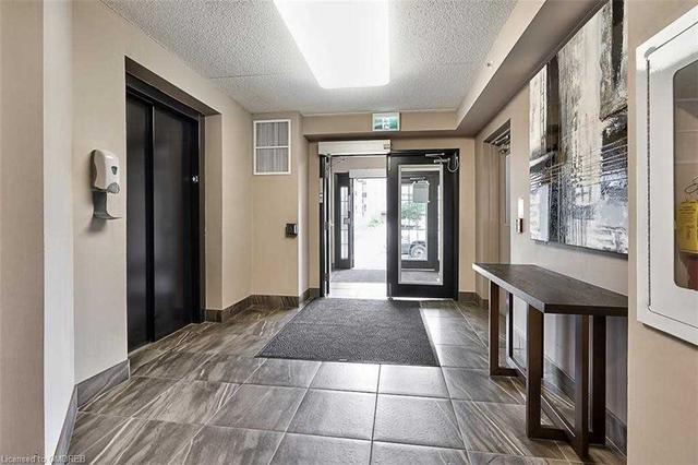 217 - 1440 Main St E, Condo with 1 bedrooms, 1 bathrooms and 1 parking in Milton ON | Image 6