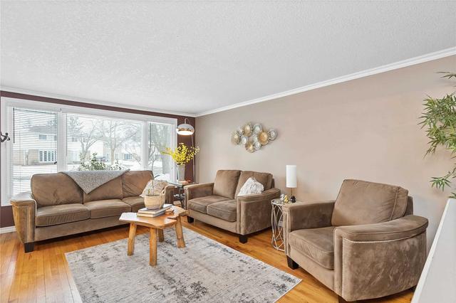 72 Burns Dr, House detached with 3 bedrooms, 2 bathrooms and 6 parking in Guelph ON | Image 17