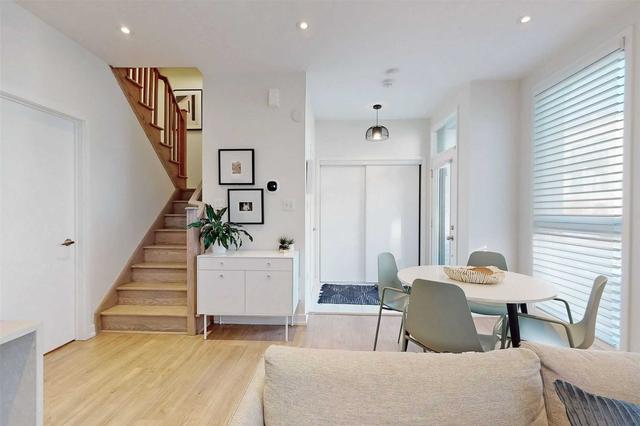 th31 - 39 Florence St, House attached with 3 bedrooms, 4 bathrooms and 2 parking in Toronto ON | Image 3