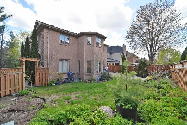 83 Ayton Cres, House detached with 4 bedrooms, 3 bathrooms and 6 parking in Vaughan ON | Image 26