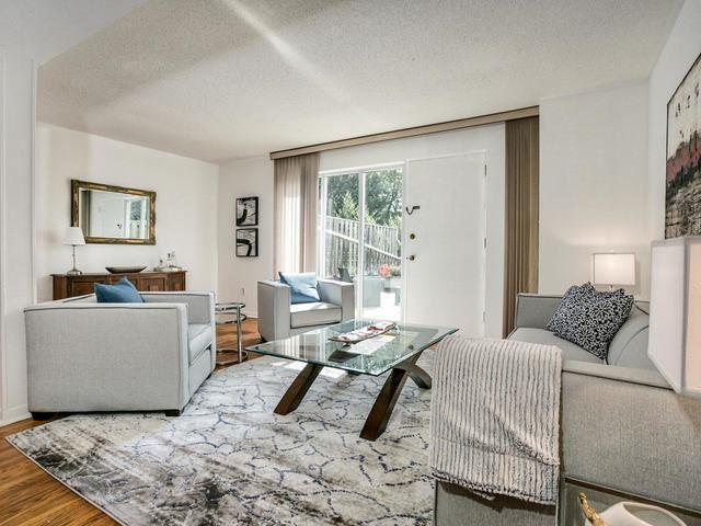69 - 125 Shaughnessy Blvd, Townhouse with 3 bedrooms, 2 bathrooms and 1 parking in Toronto ON | Image 3