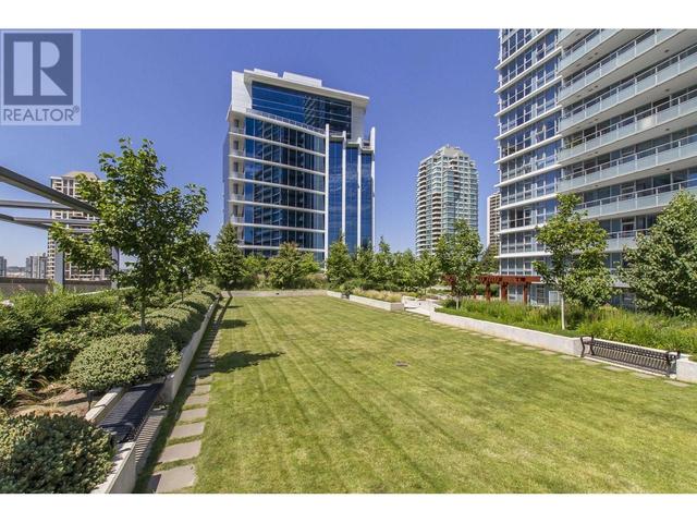 1102 - 4400 Buchanan Street, Condo with 2 bedrooms, 2 bathrooms and 1 parking in Burnaby BC | Image 25